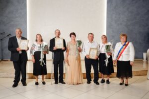 Cele trei cupluri omagiate la împlinirea a 50 de ani de căsnicie